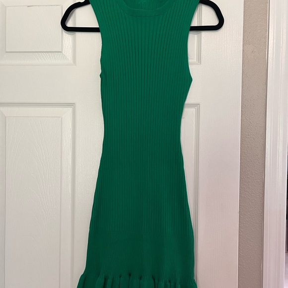 NWOT Ruffle Hem Ribbed Dress - Picture 5 of 8